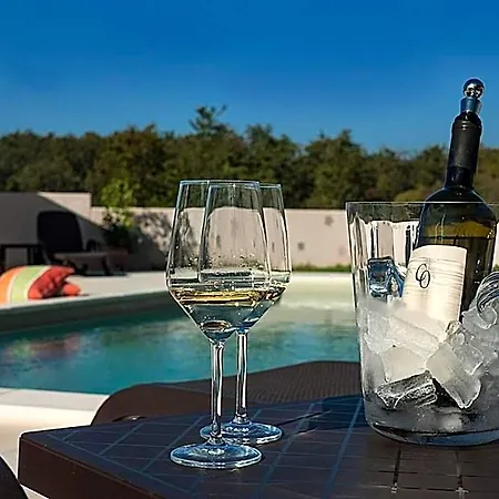 Paolija No 3 * Novigrad Istria